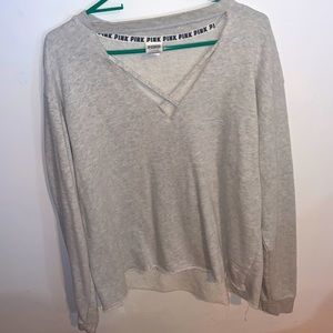 Cleavage cut long sleeve